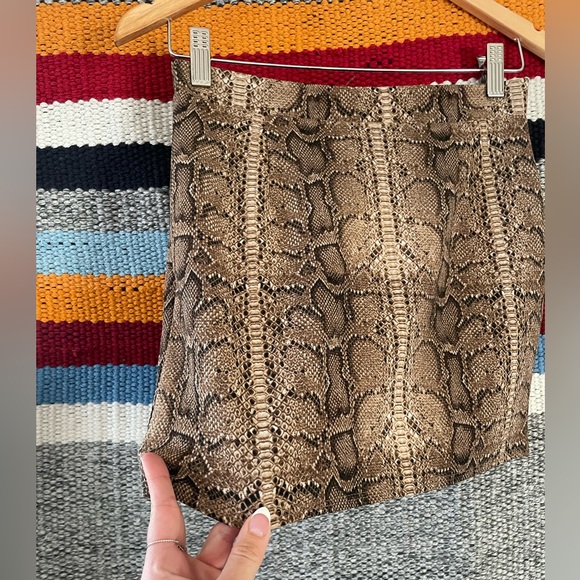 Windsor Snake Print Mini Skirt - Picture 7 of 16